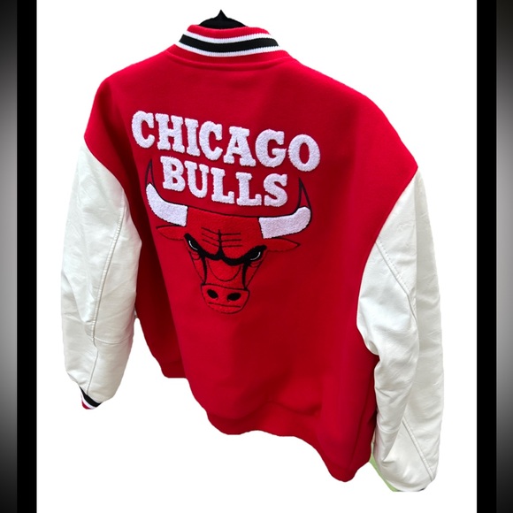 Men’s NBA Chicago Bulls Bomber Varsity Jacket XL NWT ￼ - Picture 13 of 15
